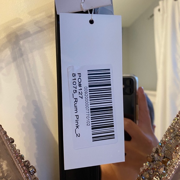 PINK PROM DRESS - Picture 6 of 8